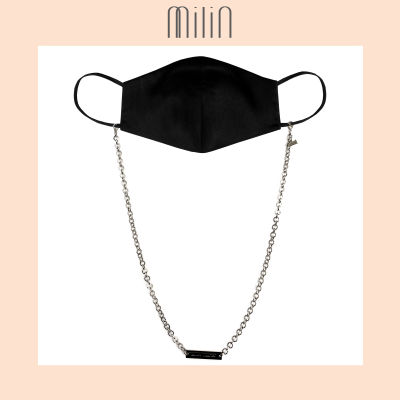[MILIN] Milin satin face cover mask with hanging strap หน้ากากผ้าผิวไหม พร้อมสายโซ่คล้องคอ สีชมพู/สีดำ - Pink/Black