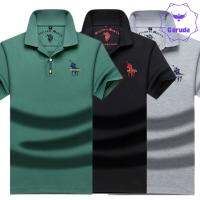Garuda เสื้อโปโลแขนสั้นผู้ชาย ผ้าโพลีเอสเตอร์คุณภาพสูงระบายอากาศและซับเหงื่อได้ดี รูปแบบการปักแบบคลาสสิกมีความหลากหลายมาก เวลา จำกัด ราคาต่ำ