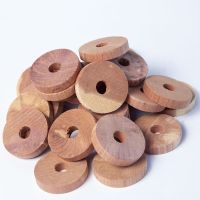 10 Pcs/set Cedar Wood Block Fresh Odor Proof and Insect Proof Wardrobe Healthy Natural Clothing Camphor Mothproof Wood