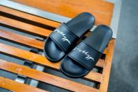 HYPE unisex scribble slides II