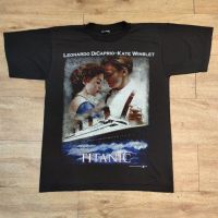 TITANIC LEONARDO DICAPRIO-KATE WINSLET เสื้อลายภาพยนตร์ ลายหนังไทยทานิค