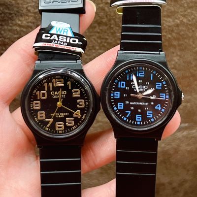 Watchhiend นาฬิกาข้อมือผู้ชาย คาสิโอ หน้าปัดขนาด 34MM สายยางซิลิโคน มี 10 สี ระบบควอตซ์&amp;อนาล๊อค พร้อมกล่องคาสิโอฟรีค่ะ ส่งเร็ว