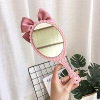 [Chujian home furnishing]  น่ารัก Creative Handle Mirror แต่งหน้า Hand Holding Beauty Salon กระจกขนาดเล็กแบบพกพาสีชมพู Ozdoby Do Pokoju ตกแต่งห้อง EB5DM