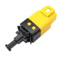 4Pins Brake Stop Light Switch 96874571 for Spark Optra Aveo Kalos Nubira Tacuma Lacetti