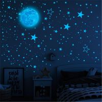 ZZOOI Fluorescent Blue Moon Stars Luminous Wall Sticker Kids Bedroom Decoration Glow In The Dark Blue Stars Sticker Pegatina De Pared