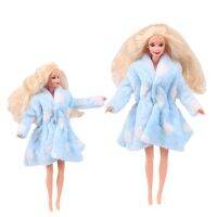 Barbies แต่งตัว2ชิ้น/เซ็ต (Gratis Ongkir) = 1เสื้อโค้ตบุนุ่ม + 1รองเท้าส้นสูงสำหรับ Barbie 11.8นิ้วเสื้อผ้าประดับ30ซม. ของเล่นสำหรับเด็กผู้หญิง