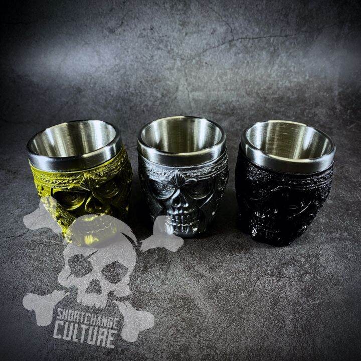 ของสะสม-แก้วช็อตลายนูน-รูปหัวกะโหลกนักรบ-warrior-skull-shot-glass