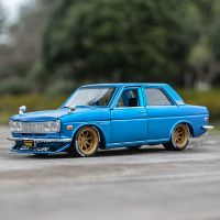 Maisto 1:24 Nissan 1971 Datsun 510รถสปอร์ตรถเหล็กหล่อแบบคงที่โมเดลรถของเล่นสะสม