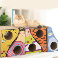 สามเหลี่ยม Cat Scratcher Slope Corrugated Cardboard Slope Vertical Pad with Tunnel Balls Fun Interactive Scratching Boards