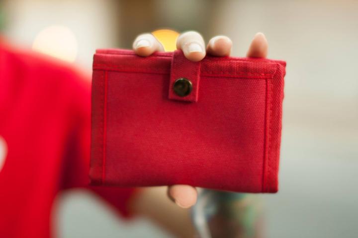 กระเป๋าสตางค์-ia-be-brave-red-wallet