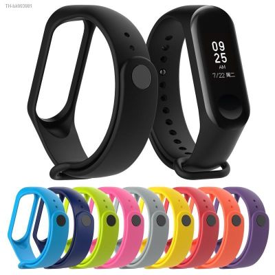 ✘❉☼ Silicone Strap Replacement Bracelet for Xiaomi Mi Band 4 Strap Wrist for Miband 4 Wriststrap Smart Watch Band Smart Accessories