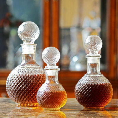 Upscale Wine Bottle Whiskey Champagne Beer Drinking Glass Bottle Decanter Liquor Alcohol Carafe Jug Barware Bar Accessories