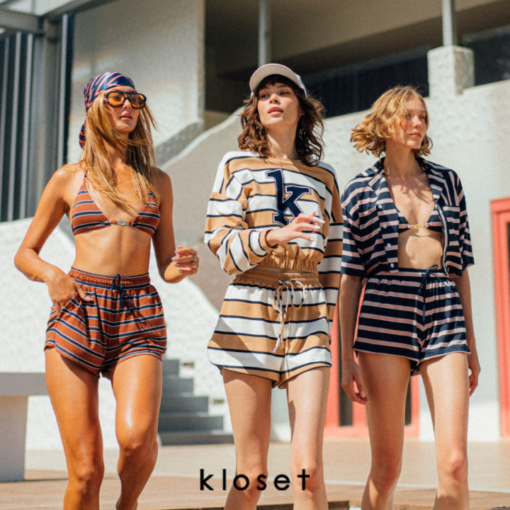 kloset-kk22-set001-k-stripes-set-เสื้อจั๊มเอว-กางเกงขาสั้นเอวยางยืด-เสื้อมียางยืดปลายแขน-เสื้อkloset-เสื้อผู้หญิง