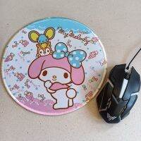 ขาย Mouse Pad ( Mousepad ) แผ่นรองเม้าส์ พื้นหนา ทรงกลม ด้านล่างเป็นยางกันลื่น เส้นผ่าศูนย์กลาง 9 นิ้ว ลาย mymelody มายเมโลดี้