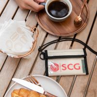 คิดจากถุง - กระเป๋าถุงปูน รักษ์โลก SCG HOP WALLET BAG, BSHW-01 กระเป๋าสตางค์ เคลือบกันน้ำ (พร้อมสายคล้องคอ) ,กระเป๋ารักษ์โลก รักสิ่งแวดล้อม