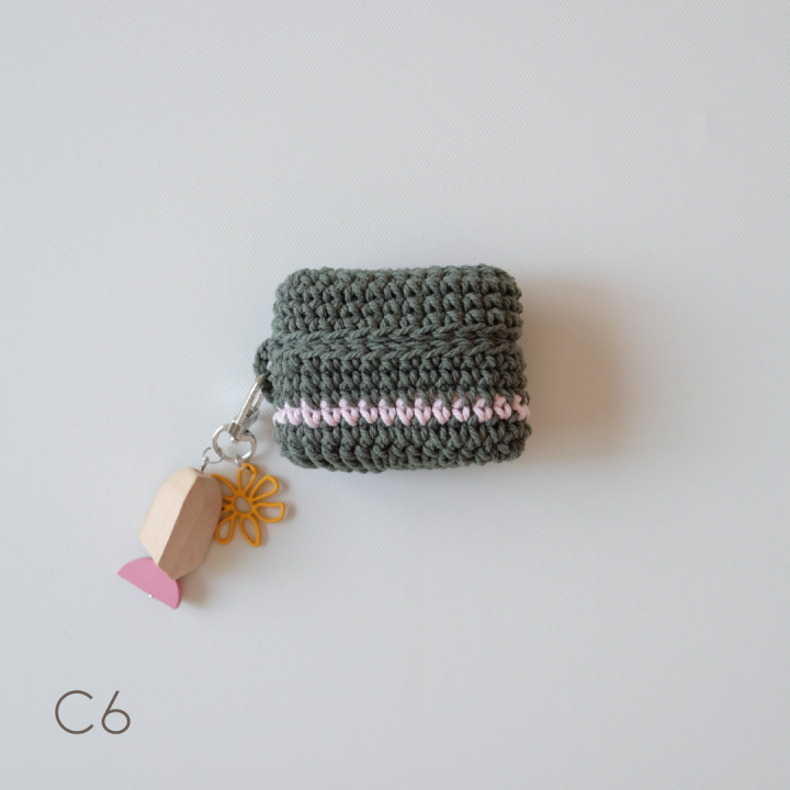 knitted-airpods-case-pro