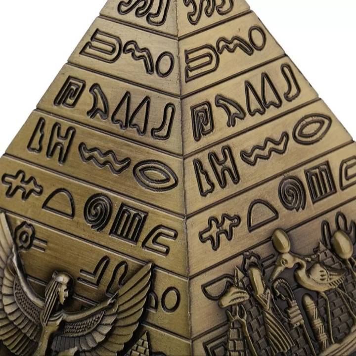วัสดุโลหะผสมเหล็ก-โมเดลปิรามิด-สัญลักษณ์อียิปโบราณ-เหมาะสำหรับตกแต่งบ้าน