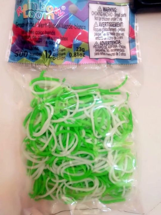 Rainbow Loom Official White Rubber Bands Refill 600 Count + 24 C-Clips