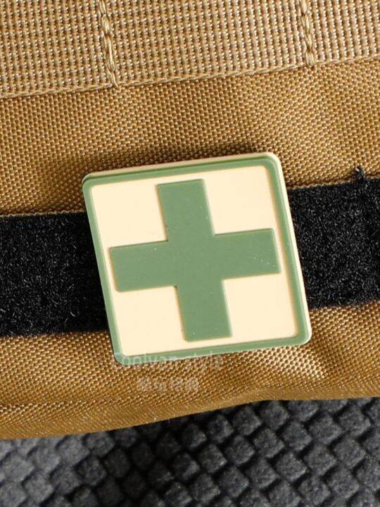 helikon-polish-girl-rubber-badge-logo-badge-velcro-armband-badge-backpack-clothing-badge