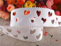 Free shipping 28mm white hollow heart-shaped solid grosgrain ribbons cloth tape diy hair accessories 5 yards WQ14100504