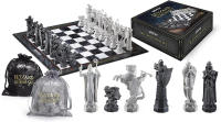 The Noble Collection Harry Potter Wizard Chess Set