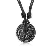 Exquisite Fashion Vintage Viking Thors Hammer Triangle Compass Rune Amulet Pendant Necklace for Men and Boys Gifts