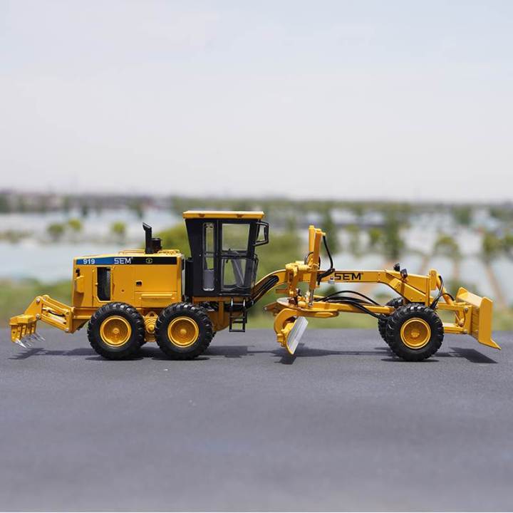 diecast-1-35-scale-sem919-grader-alloy-engineering-vehicle-model-construction-machinery-toy-for-fans-adult-collectible-gift
