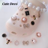 【Cute Deco】Lovely Diamond Animals (8 Types) Diamond Honeybee/ Diamond Bow Charm Button Deco/ Cute Jibbitz Croc Shoes Diy / Charm Resin Material for DIY