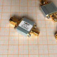 Wideband BANDPASS FILTER UWB ระบบไร้สายเฉพาะอินเทอร์เฟซ SMA 5.8G (5000-6000MHz)