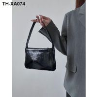 Female bag 2023 new alar package the niche joker leather fashion handbags are one shoulder