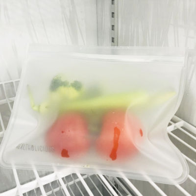 ถุงซิปซิลิโคน    ใส่อาหาร สะดวก พกพาง่าย ใช้ซ้ำได้  Re-usable silicone freezer bag food grade