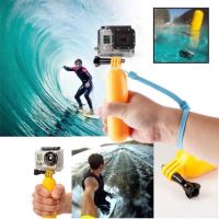 ทุ่นลอยน้ำพร้อมสายคล้องมือ สำหรับ กล้อง Action camera (Gopro, Xiaomi Yi, SJcam) ทุ่นลอยน้ำพร้อมสายคล้องมือ สำหรับ กล้อง Action camera ป้องกันกล้องจมน้ำ (1067)