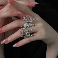 2023 New Gothic Sweet Individualized Butterfly Rings for Women Ins High Grade Punk Cool Open Womens Ring Jewelry Party Rings