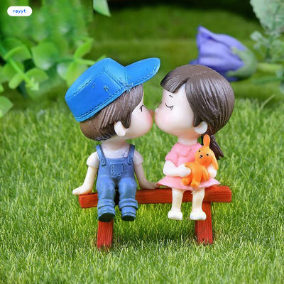 GHJ รูปปั้นพีวีซีขนาดเล็กตุ๊กตาเด็กชายสำหรับเด็กผู้หญิงรูปปั้นขนาดเล็กจูบกันของขวัญ Hiasan Kamar คู่สำหรับงานแต่งงานวันวาเลนไทน์