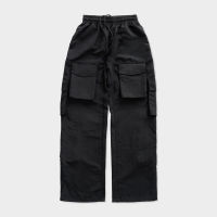 Selfness™ CARGO PANTS IN BLACK