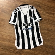 Bộ quần áo thể thao,áo bóng đá Juventusmùa giải 2021 -2022 vải gai Thái,mềm