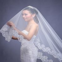 Bridal veil embroidered sticky flower selvedge veil wedding accessories 500cm * 150cm church wedding veil wedding accessories Hair Accessories