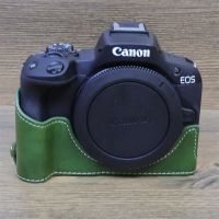 เหมาะสำหรับ Canon กล้อง R50 EOS เคสครึ่งฐานหุ้มหนังซองสำหรับแคนน่อน Eos R50ป้องกันครึ่งชุด R50กรอบฐานกระเป๋ากล้อง