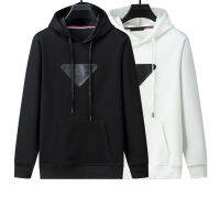 【มาใหม่】 Pradas Hoodies ผู้ชายเสื้อสามเหลี่ยมคุณภาพสูงสบาย Pock Hooded Sweatshirt ไวกิ้งฤดูหนาวฤดูใบไม้ร่วงชาย Clothing