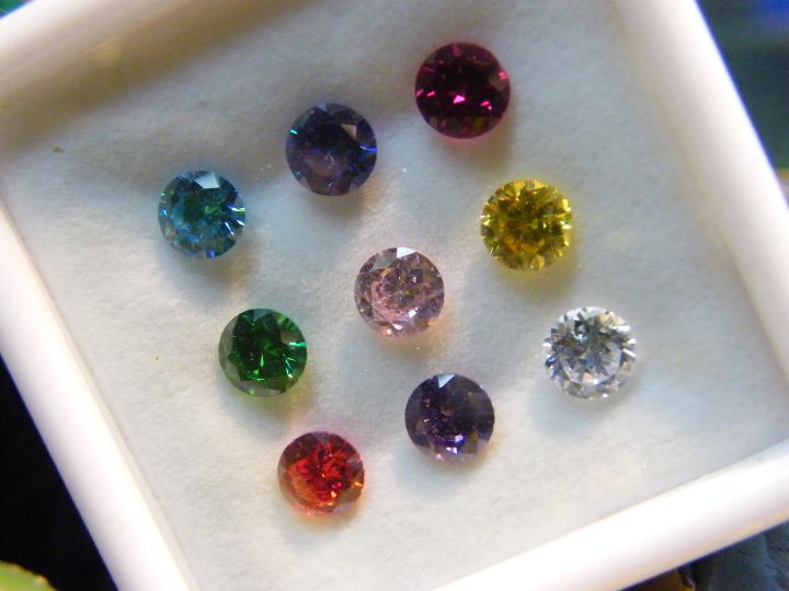 เพชร-cz-คิวบิกเซอร์โคเนีย-เพชรรัสเซีย-พลอย-นพเก้า-9สี-ขนาด-8-00-มิล-6mm-zirconia-ทรงกลม-round-shape-8-00mm-9-pcs-เม็ด-9-colored-stones