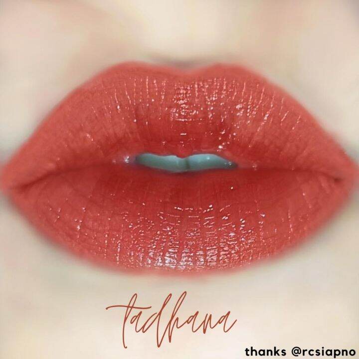 Natural color Katha Lip Tint Gold Collection Gelbased Lip Tint Kat