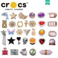 ₪℡ LJ7.22 Jibbitz Crocs อุปกรณ์เสริมหัวเข็มขัดโลหะ รูปดอกไม้สร้างสรรค์สำหรับตกแต่งตัวติดรองเท้า Crocs 2023