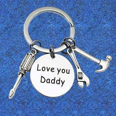 Fathers Day Gifts Keychain Pendant Metal Dad Tool Hammer Screwdriver Wrench Key Chain Keyrings Love You Daddy Key Chains