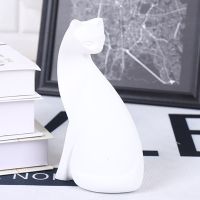 Nordic Style Cat Figurine Animal Sculpture Modern Cat Miniature Table Decorative Statue for Living Room Decorations