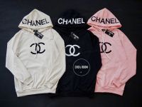 เสื้อยืดแขนยาวแบบมีฮู้ด กันหนาวแฟชั่นแบบสวมหัว รุ่นปักโลโก้ chanel มาใหม่ ผ้า Cotton อย่างดี สีไม่ตก รอบอก 40-44 ความยาว 29 นิ้ว