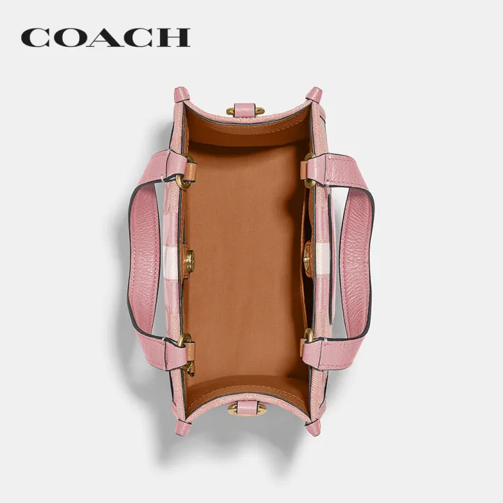 coach-กระเป๋าทรงสี่เหลี่ยมผู้หญิงรุ่น-dempsey-tote-22-in-signature-jacquard-with-stripe-and-coach-patch-สีชมพู-c8417-imp1x