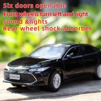 Toy Car 1:32 Toyota AVALON Metal Alloy Diecast Car Model Miniature Model With Sound Light Model Boys Gift Toys For Childrens