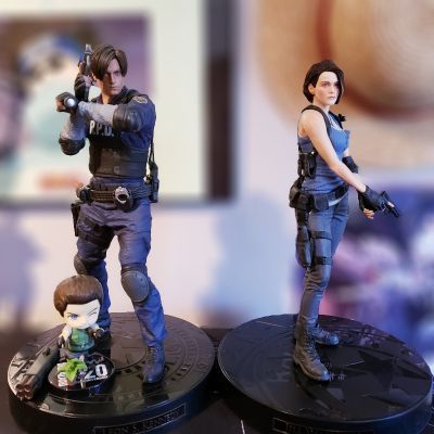 ZZOOI BIOHAZARD EVIL Character JILL VALENTINE Leon Scott Kennedy 30cm Statue Action Figure Toys