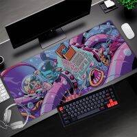 แผ่นรองเมาส์สีม่วง Anime เครื่องเกมคอนโซลขนาดใหญ่ PC Rug เครื่องเกมคอนโซลสีเหลือง แผ่นรองเมาส์ xxl เครื่องเกมคอนโซล 900x400 3 มม. สีชมพู 120x60 อุปกรณ์เดสก์ท็อป