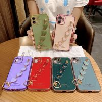 เคสโทรศัพท์รูปหัวใจความรักแบบนิ่มสำหรับ iPhone 14 13 12 11 Pro Max X XR Xs Max 8 7 Plus SE 2020ฝาครอบสร้อยข้อมือโซ่พันข้อมือกันกระแทก